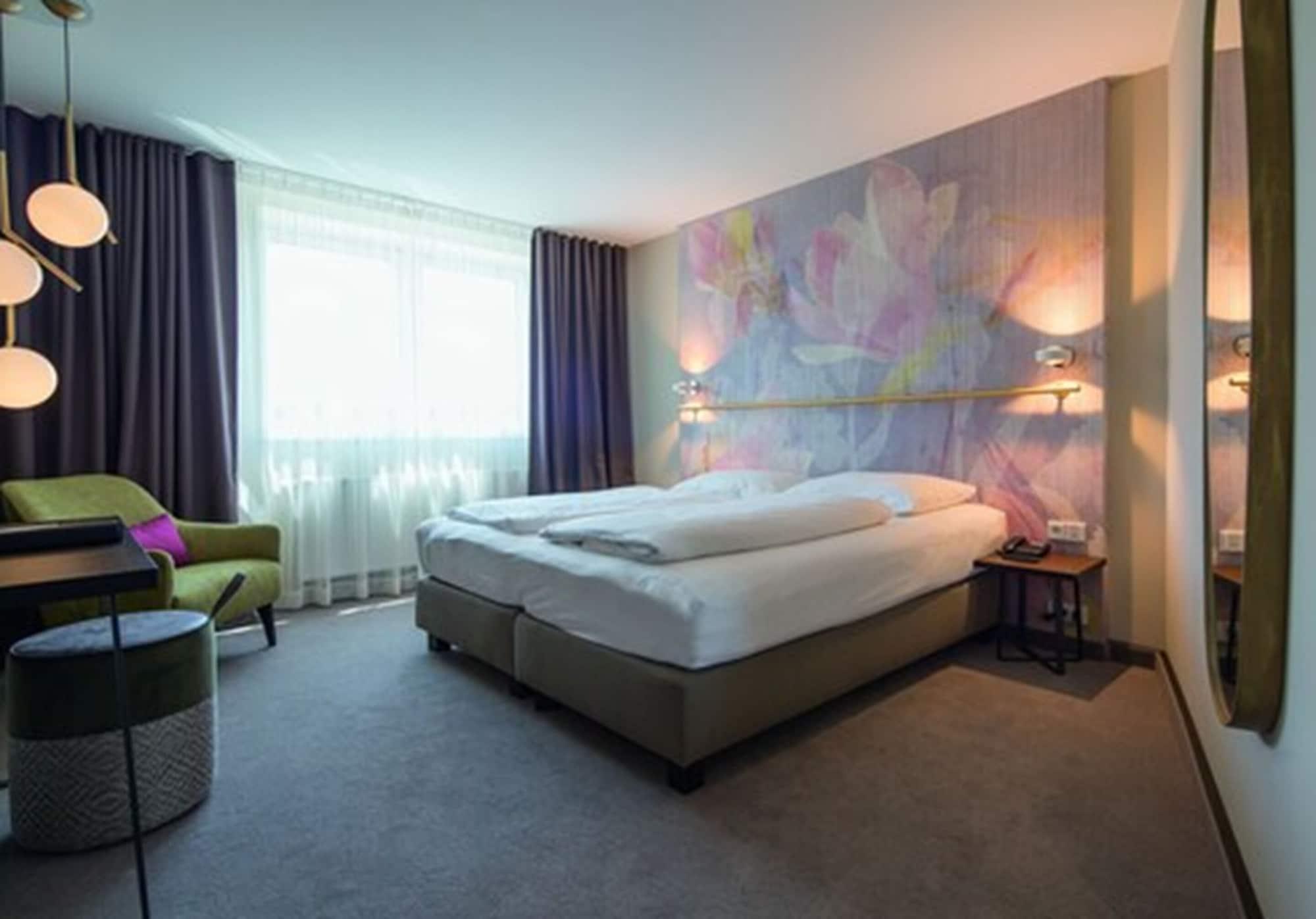 Parkhotel Schmid Adelsried Екстериор снимка