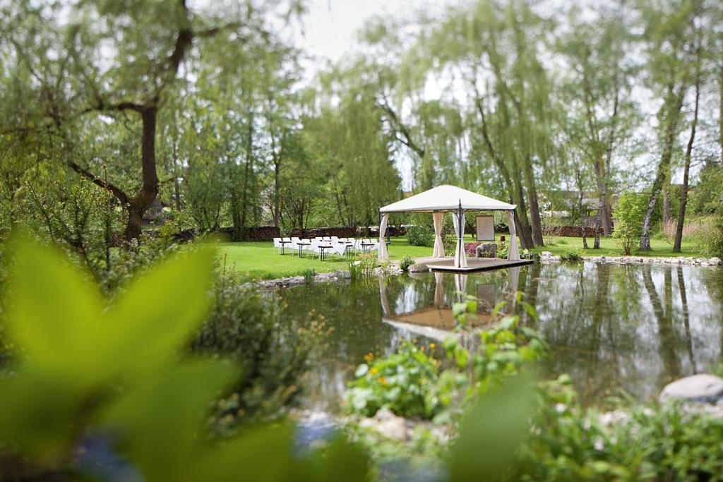 Parkhotel Schmid Adelsried Екстериор снимка
