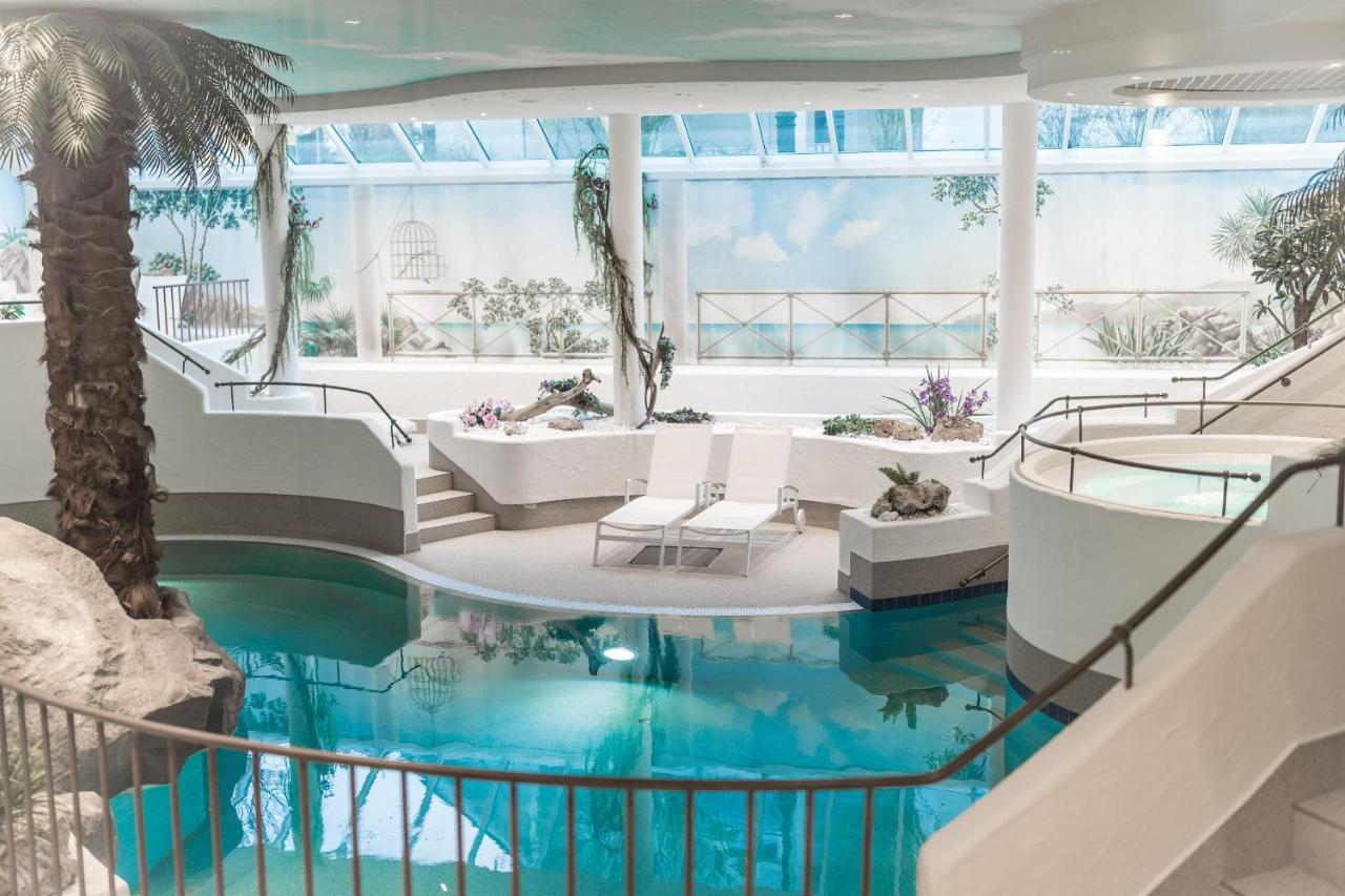 Parkhotel Schmid Adelsried Екстериор снимка